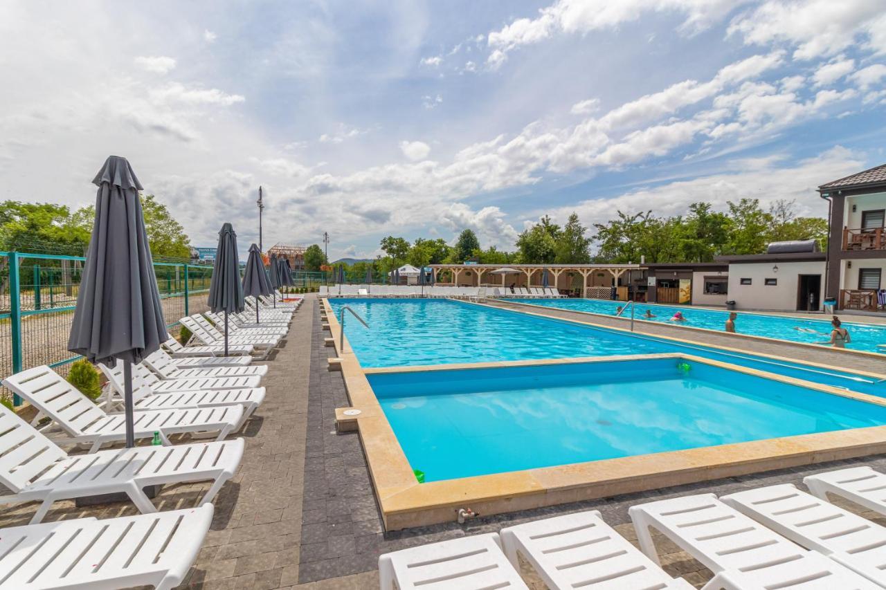 Praha Hotel Solotvyno Ngoại thất bức ảnh