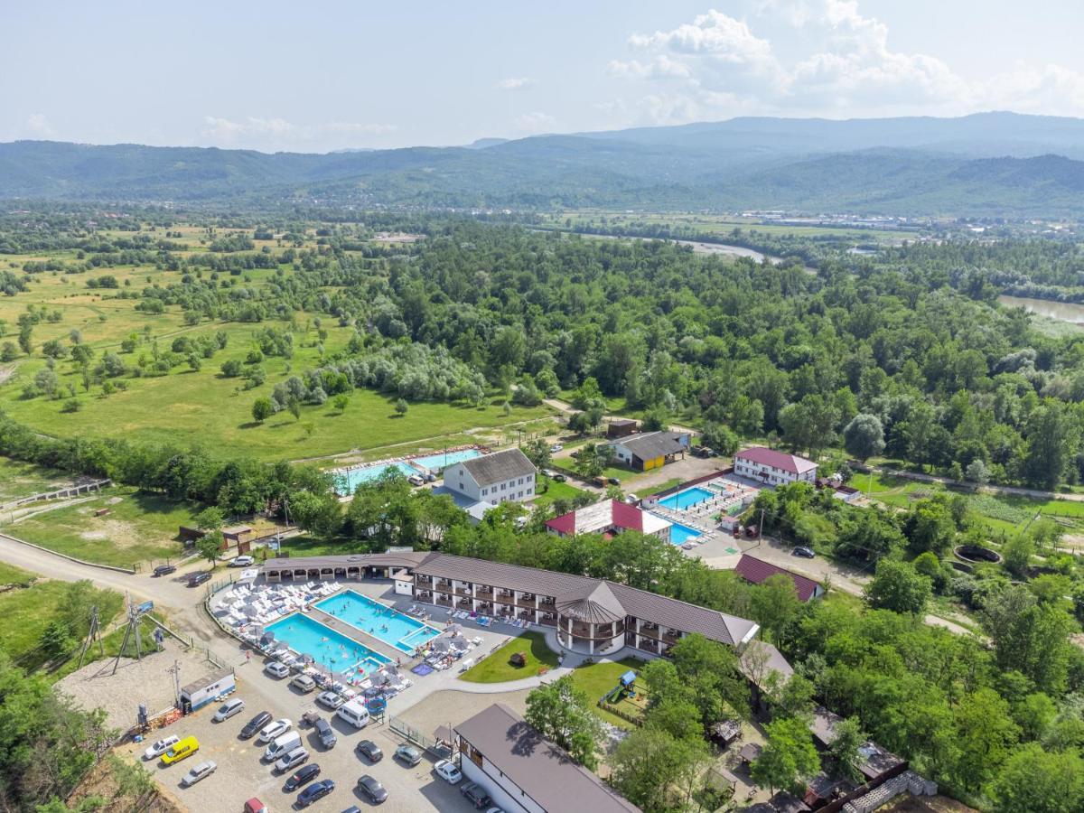 Praha Hotel Solotvyno Ngoại thất bức ảnh
